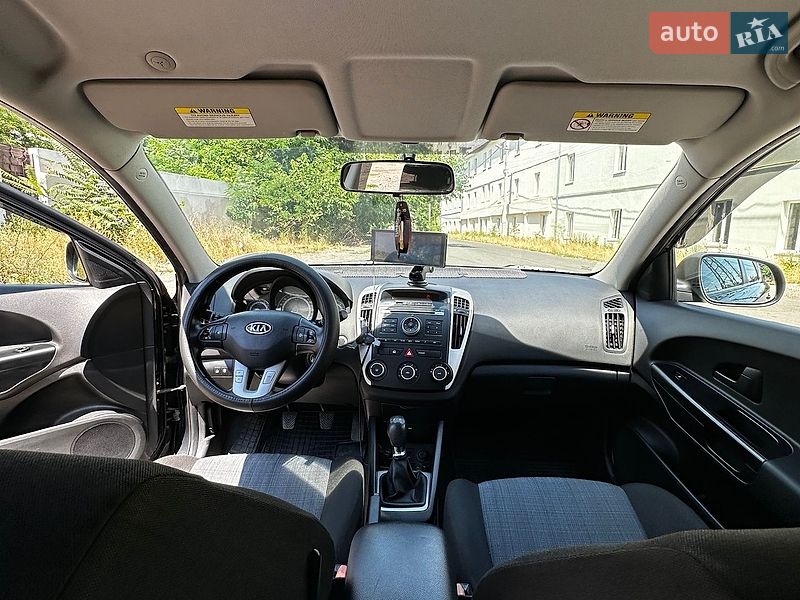 Универсал Kia Ceed 2010 в Одессе