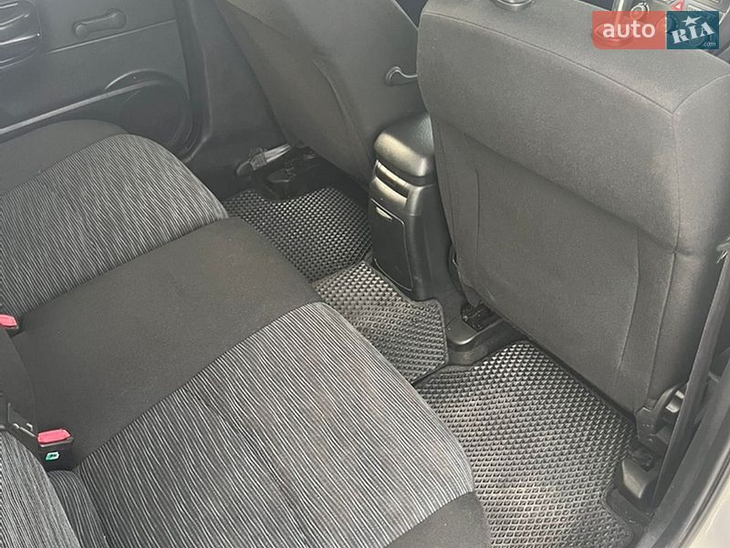 Хетчбек Kia Ceed 2008 в Дубні