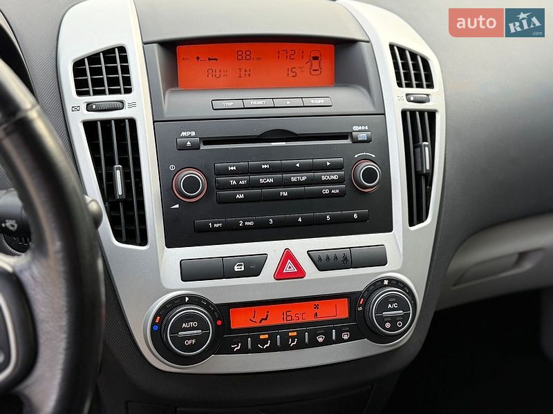 Хетчбек Kia Ceed 2007 в Луцьку фото 17 Хетчбек Kia Ceed 2007 в Луцьку