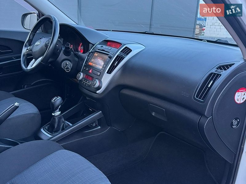 Универсал Kia Ceed 2012 в Белой Церкви