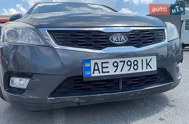 Универсал Kia Ceed 2012 в Днепре