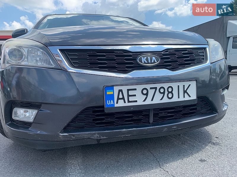 Универсал Kia Ceed 2012 в Днепре