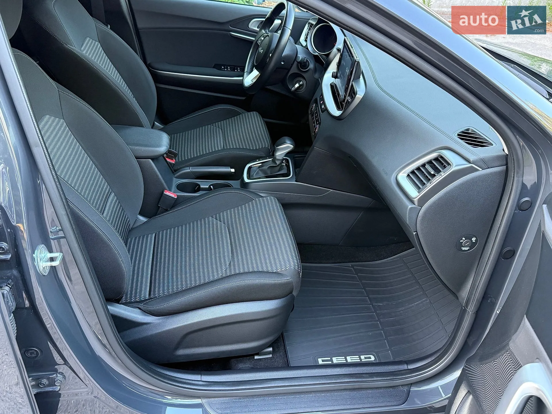 2022 Kia Cee'd - мініатюра 43