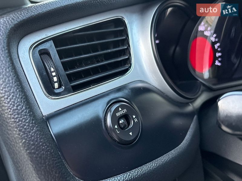 Хетчбек Kia Ceed 2012 в Києві фото 64 Хетчбек Kia Ceed 2012 в Києві