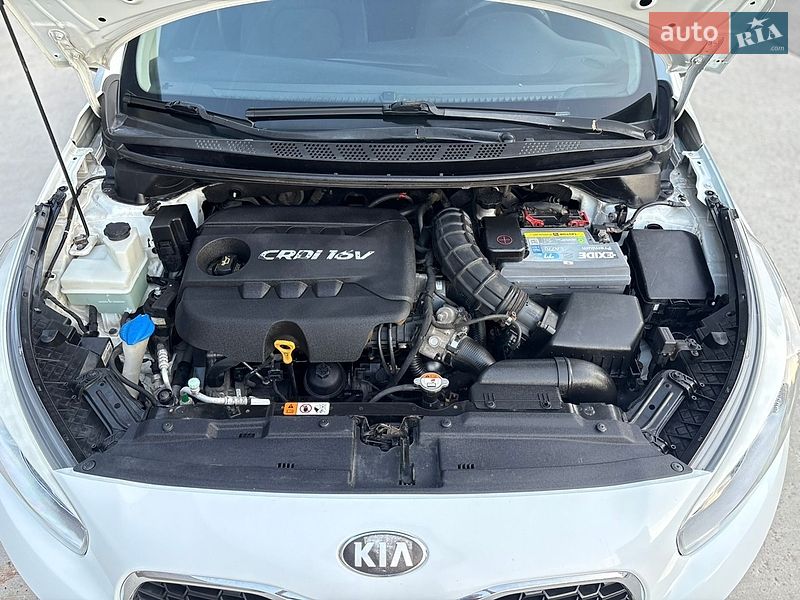 Хетчбек Kia Ceed 2012 в Києві фото 70 Хетчбек Kia Ceed 2012 в Києві