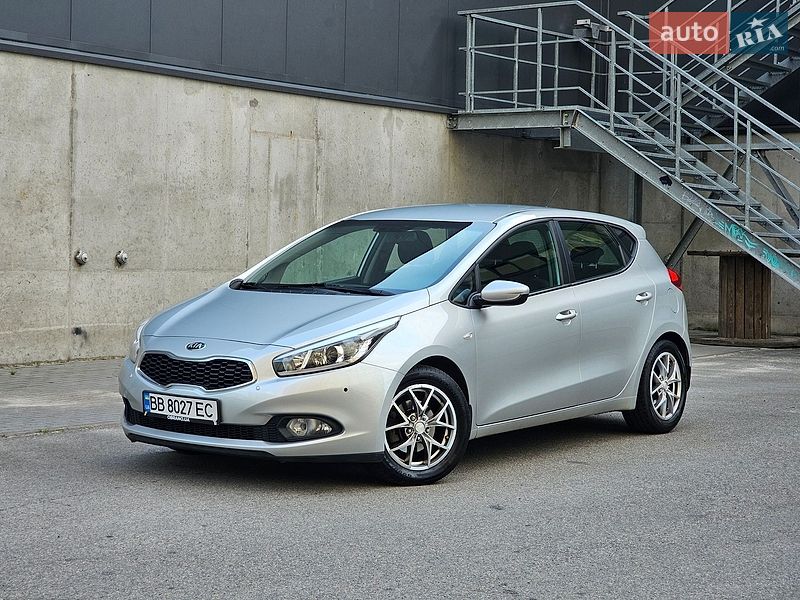 Хетчбек Kia Ceed 2015 в Києві
