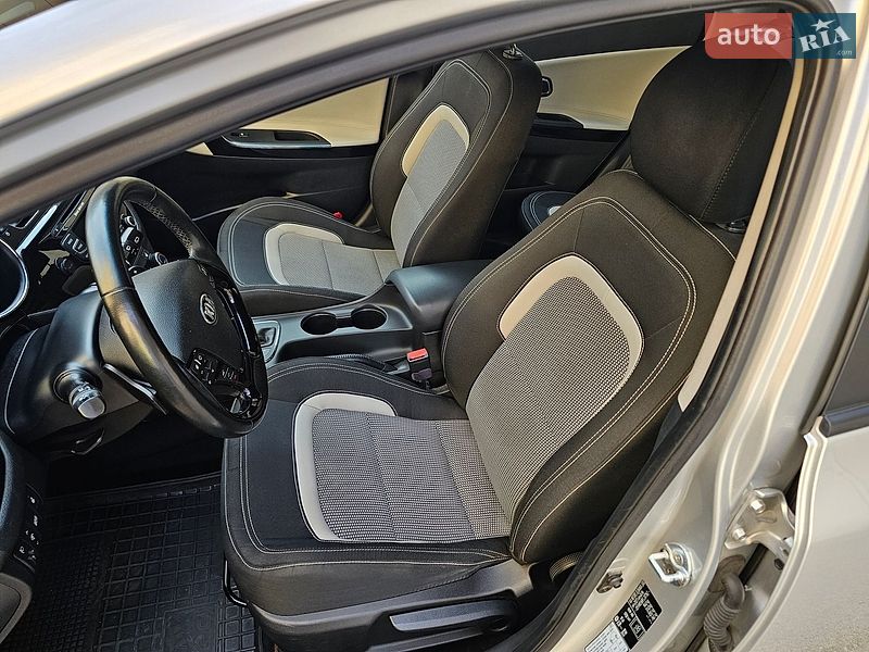 Хетчбек Kia Ceed 2015 в Києві