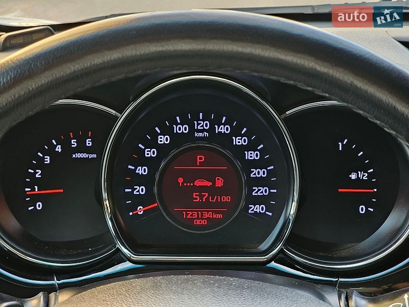Хетчбек Kia Ceed 2015 в Києві