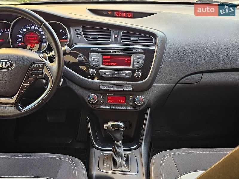 Хетчбек Kia Ceed 2015 в Києві