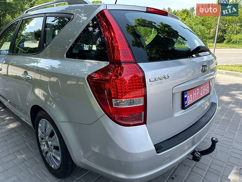 Универсал Kia Ceed 2011 в Кропивницком