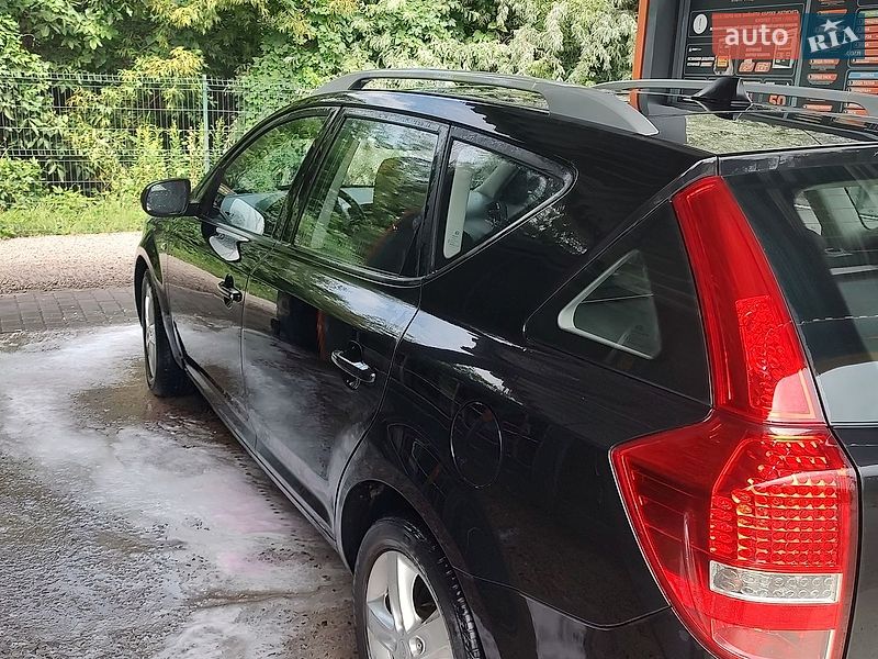 Універсал Kia Ceed 2011 в Кам'янському фото 3 Універсал Kia Ceed 2011 в Кам'янському