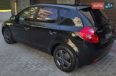 Хетчбек Kia Ceed 2008 в Тернополі