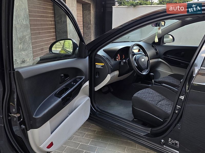 Хетчбек Kia Ceed 2008 в Тернополі
