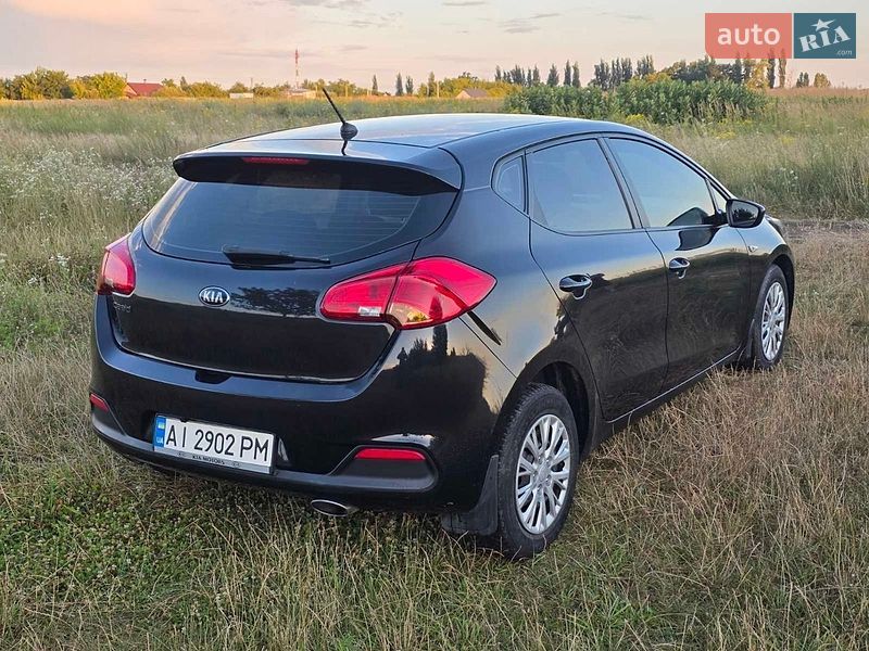 Хетчбек Kia Ceed 2012 в Києві