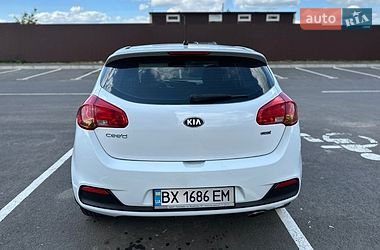 Хэтчбек Kia Ceed 2012 в Умани