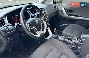 Хэтчбек Kia Ceed 2012 в Умани