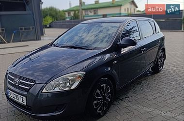 Хэтчбек Kia Ceed 2008 в Львове фото Хэтчбек Kia Ceed 2008 в Львове