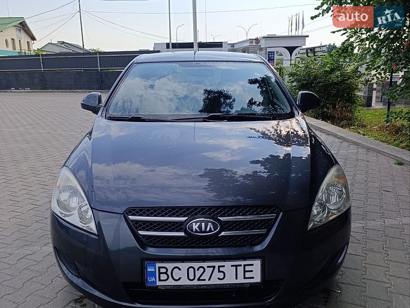 Хетчбек Kia Ceed 2008 в Львові