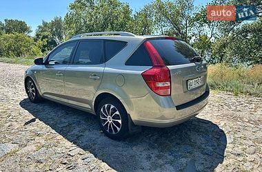 Универсал Kia Ceed 2011 в Кременчуге