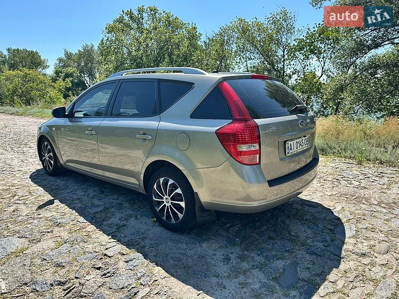 Универсал Kia Ceed 2011 в Кременчуге