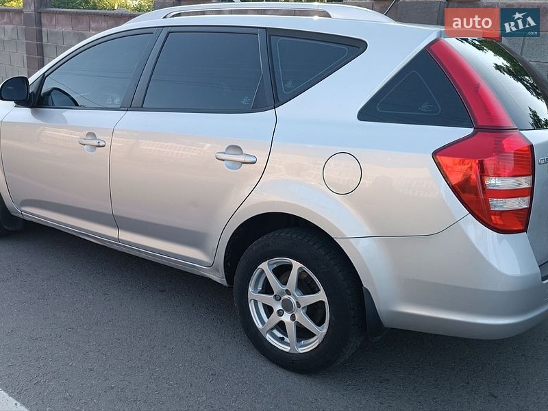 Универсал Kia Ceed 2007 в Сарнах фото 27 Универсал Kia Ceed 2007 в Сарнах