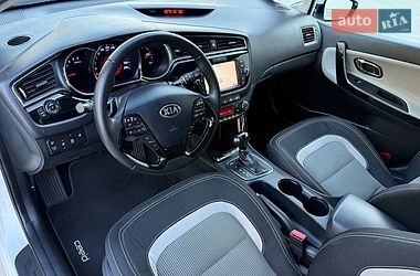 Хэтчбек Kia Ceed 2016 в Луцке