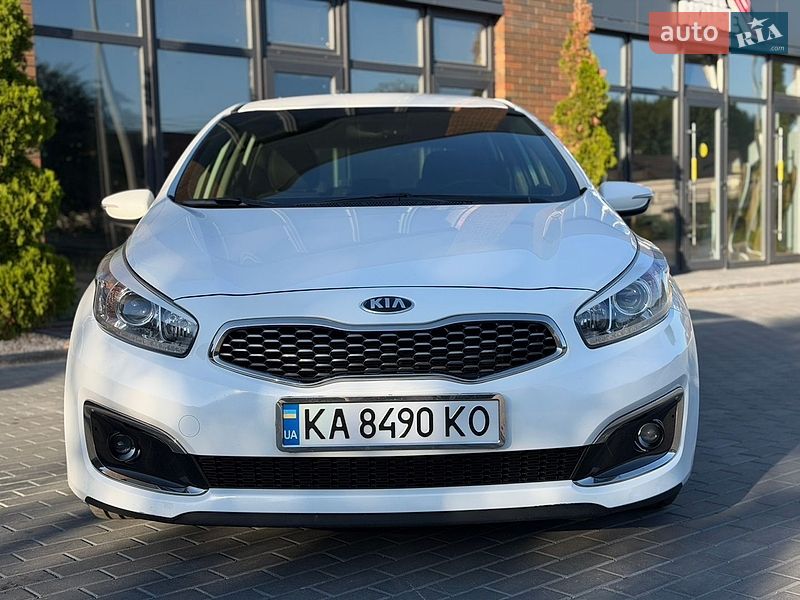 Хэтчбек Kia Ceed 2017 в Виннице