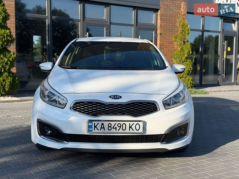 Хэтчбек Kia Ceed 2017 в Виннице
