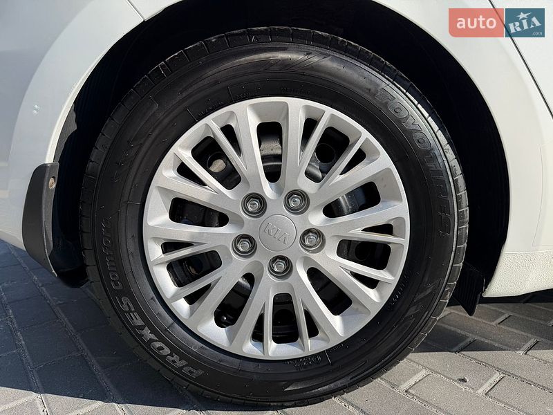 Хэтчбек Kia Ceed 2017 в Виннице