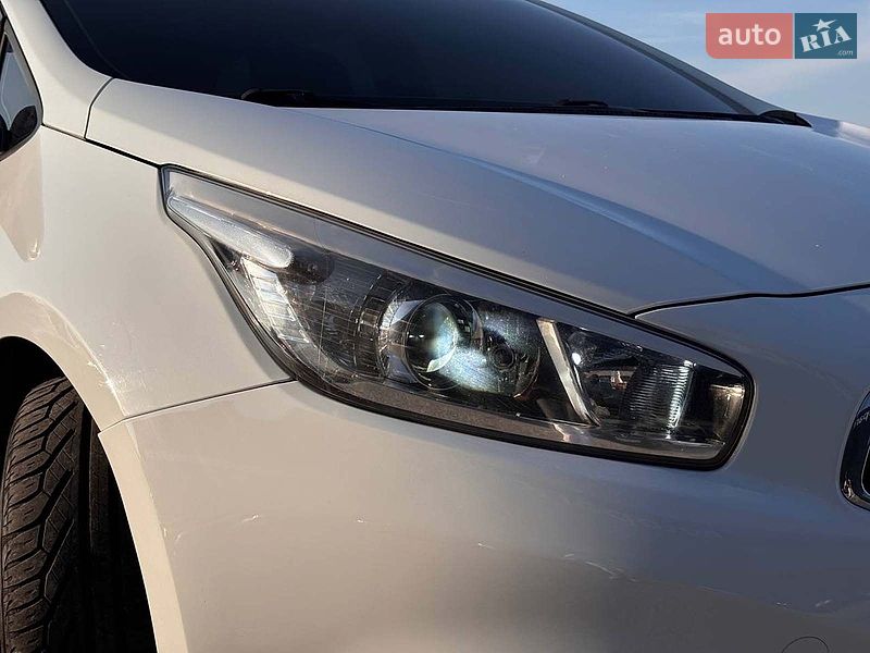 Универсал Kia Ceed 2014 в Львове