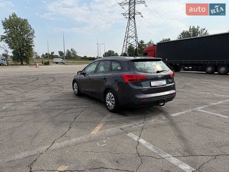 Универсал Kia Ceed 2015 в Киеве