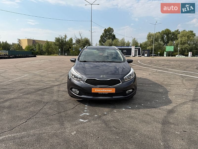 Универсал Kia Ceed 2015 в Киеве