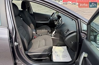 Универсал Kia Ceed 2015 в Киеве