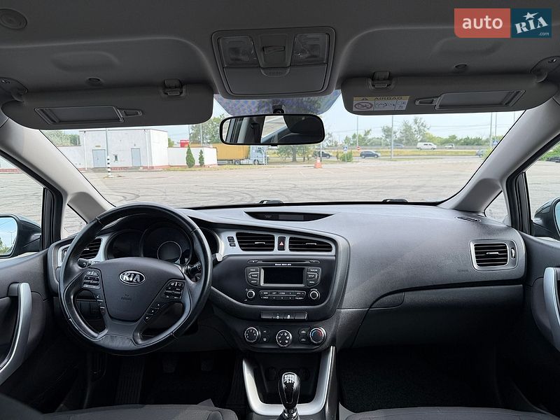 Универсал Kia Ceed 2015 в Киеве