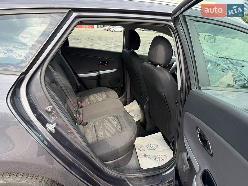 Универсал Kia Ceed 2015 в Киеве