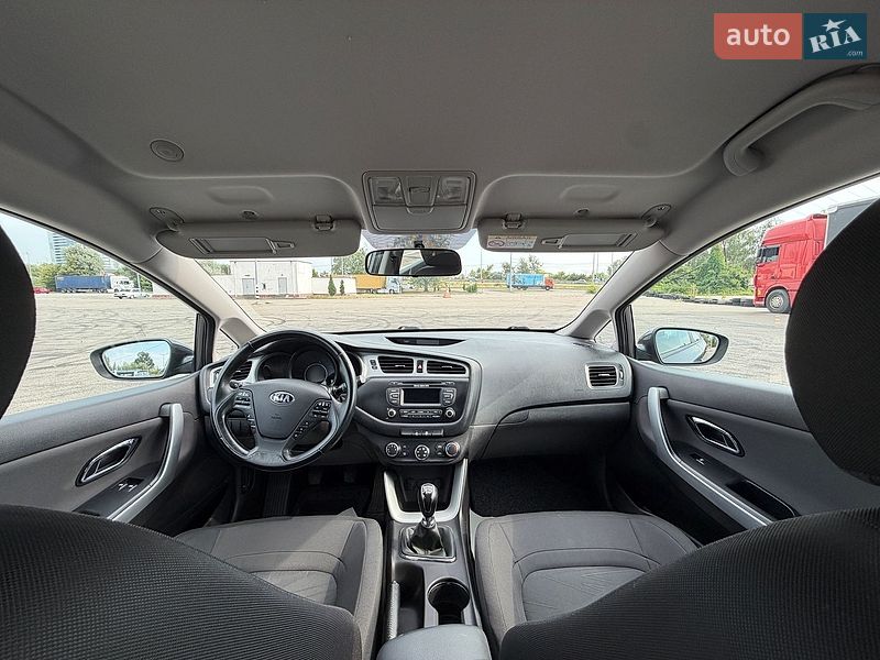 Универсал Kia Ceed 2015 в Киеве