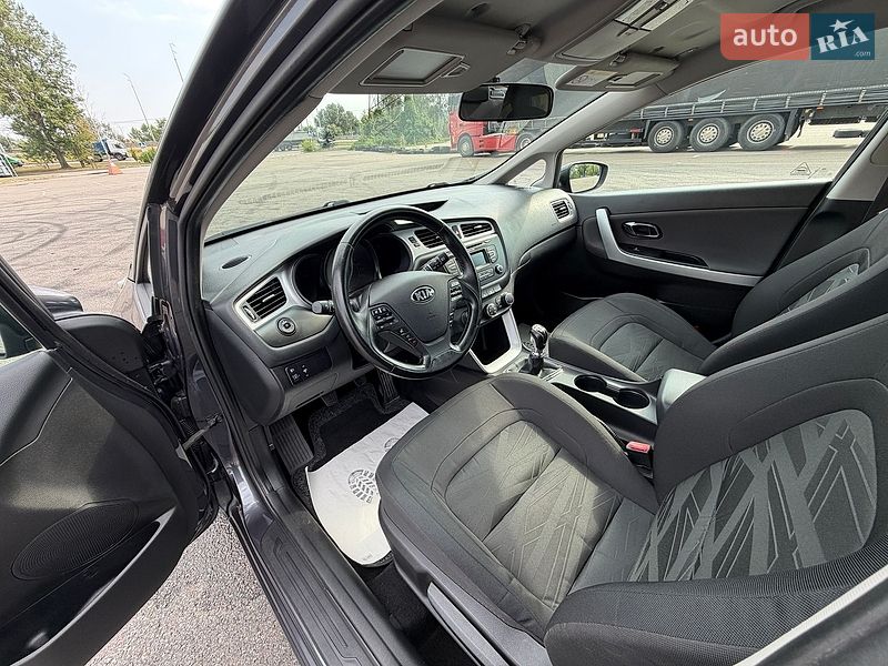 Универсал Kia Ceed 2015 в Киеве