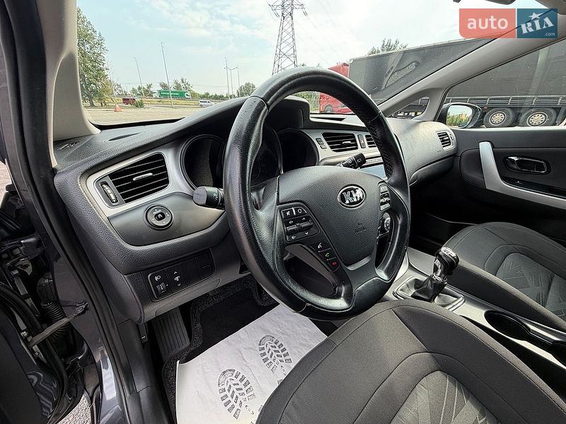 Универсал Kia Ceed 2015 в Киеве