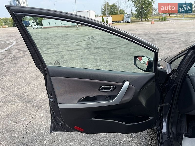 Универсал Kia Ceed 2015 в Киеве