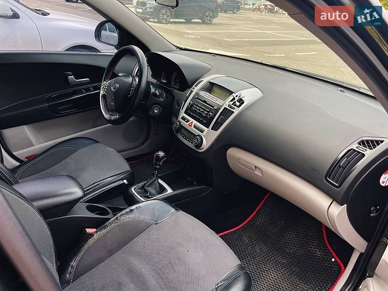 Хетчбек Kia Ceed 2008 в Одесі