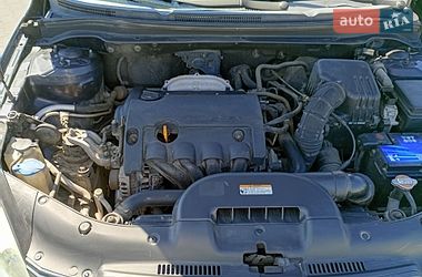 Универсал Kia Ceed 2008 в Сарнах