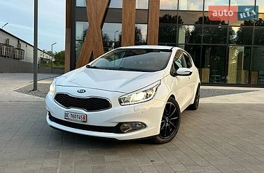 Хетчбек Kia Ceed 2012 в Луцьку