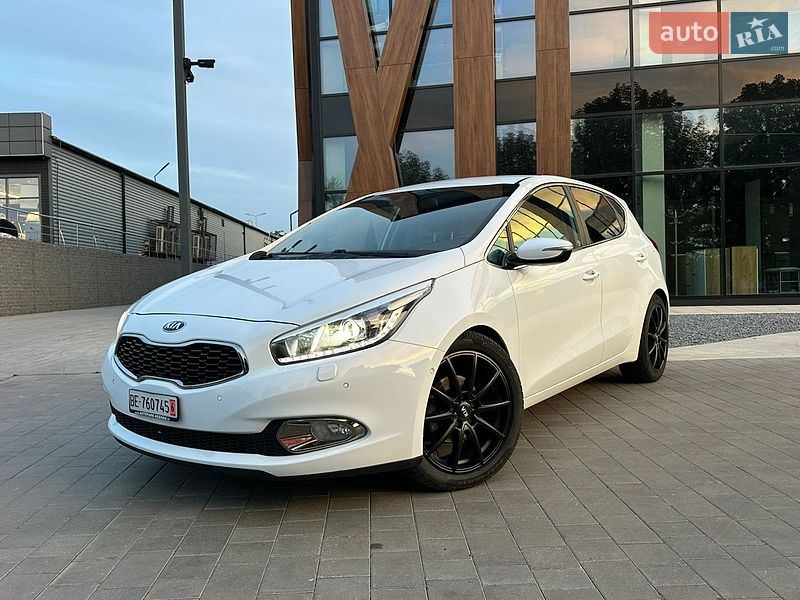 Хетчбек Kia Ceed 2012 в Луцьку