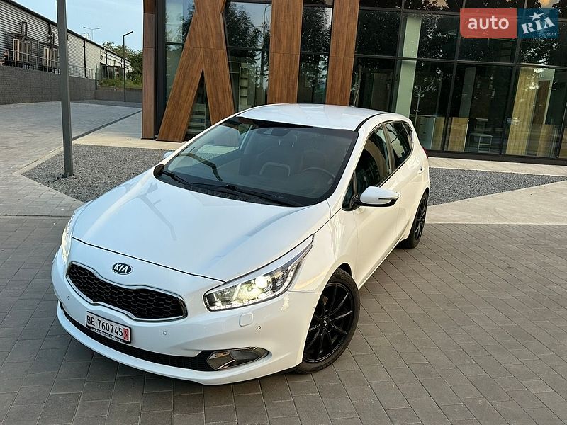 Хетчбек Kia Ceed 2012 в Луцьку