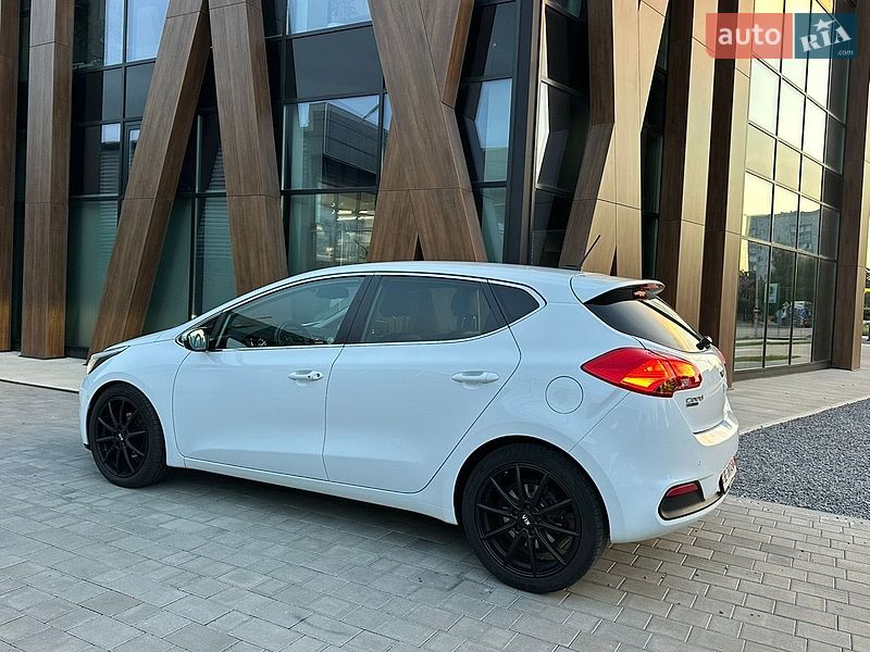 Хетчбек Kia Ceed 2012 в Луцьку