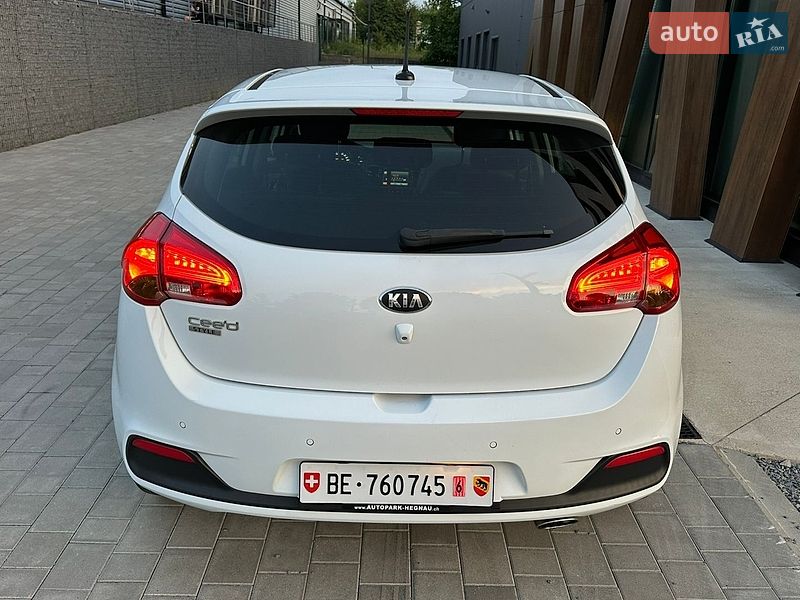 Хетчбек Kia Ceed 2012 в Луцьку
