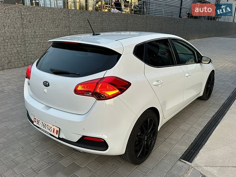 Хетчбек Kia Ceed 2012 в Луцьку