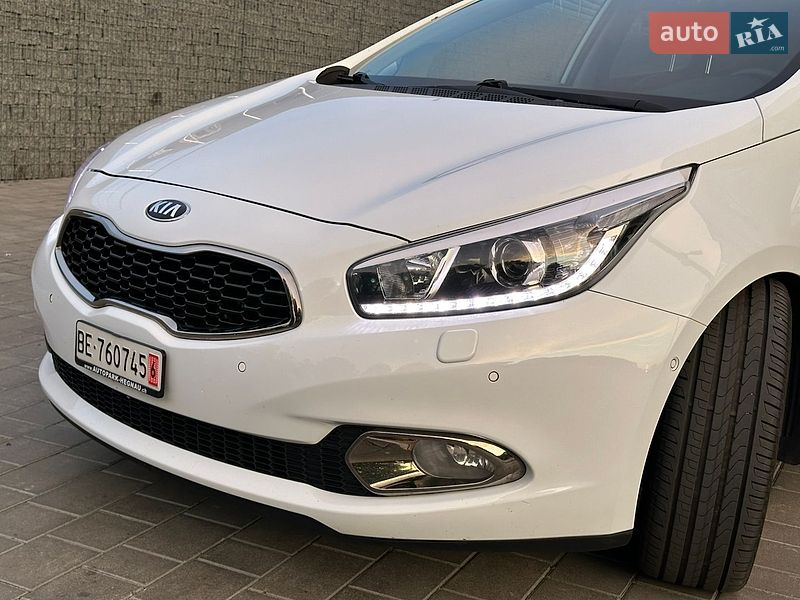 Хетчбек Kia Ceed 2012 в Луцьку