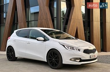 Хетчбек Kia Ceed 2012 в Луцьку
