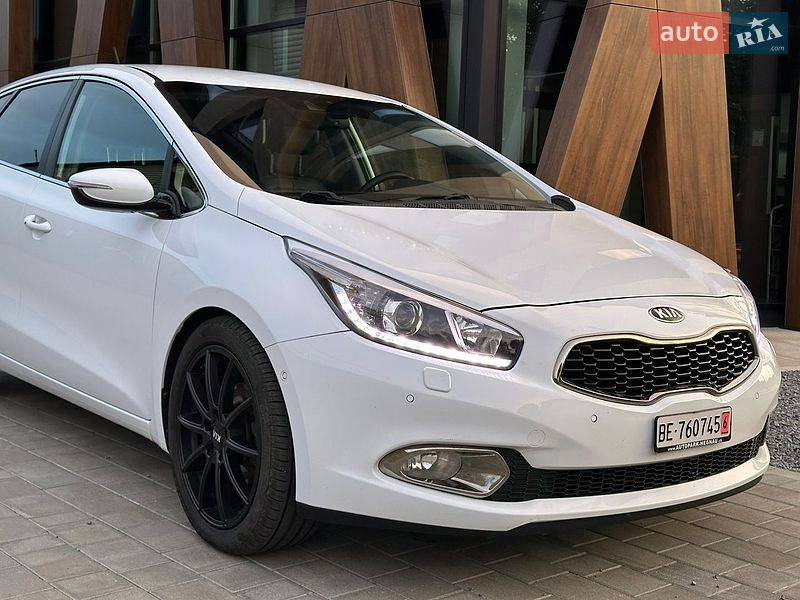Хетчбек Kia Ceed 2012 в Луцьку